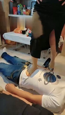 【咩主】3个前任跑过来当狗 bf18367