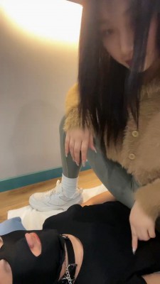 【田甜圈】艺校女神虐地毯 bf22758