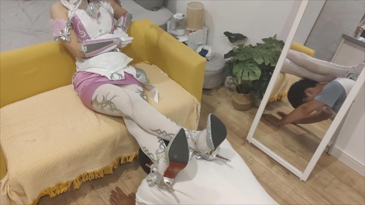 【初晨s】二次元小舞调教 骑马踩踏踩脖子舔鞋 YC-220801