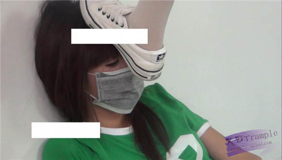 女女踩踏 LULU公主对甜儿的报复 G-NV-104