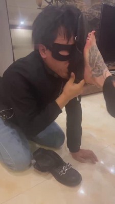 【不知名美女】双S暴力狠虐家奴【续集】 bf12136