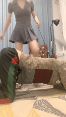 【成都DS】车模脚下贱奴 bf23051