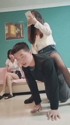 【重庆男神】女主带闺蜜入圈首调 bf12191