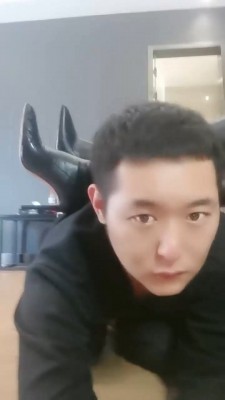 【明明】开发小姐姐长靴黑丝恋足 bf20023