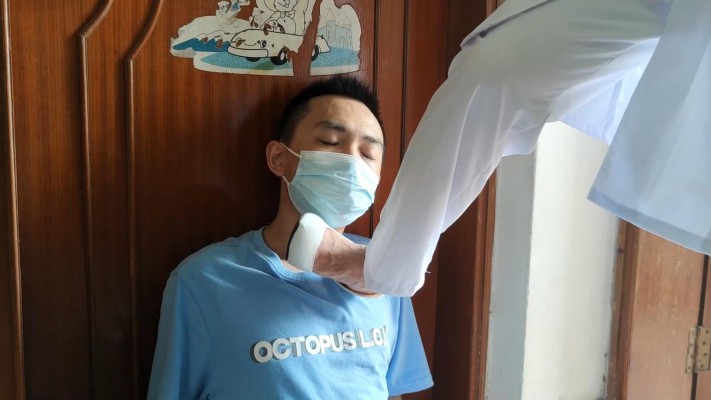 江门小鱼姐姐护士服高跟羞辱黑道老大 YC-220128-3