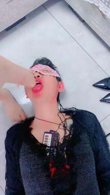 【高傲】电击恋足狗 bf22829