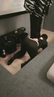 【黑兔sama】私人影院废物伺候 bf22784