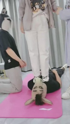 【紫烟S】双S-保洁员应聘视频奴【双视角版】 bf11960