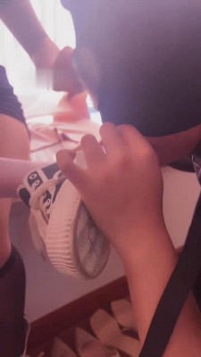 【西西小主】夜跑回来虐待家奴 bf15359