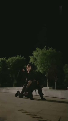 【妮可】御姐户外遛废物狗 bf17788