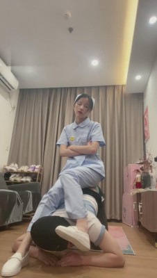 【诗诗】双护士治疗病人【双视角版】 bf10171