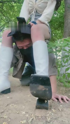 【罗宾】小姐姐爬山遇到跟踪狂 bf12099