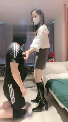 【晚晚S】耳光舔脚叉马训练羞辱贱狗 bf17941_HD绳艺资源