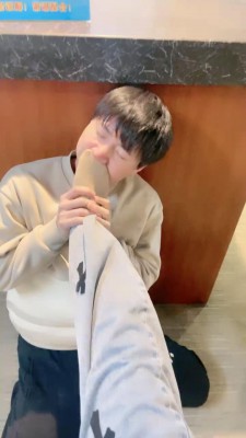 【小祖宗辣妈】台球厅调狗-虐乳/舔脏鞋底 bf23214_HD绳艺资源