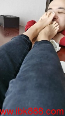 【琛儿】脏鞋底清理闻臭袜 bf23472