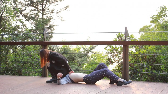 【黑丝诱惑】沐沐首次室外公园调教偶遇路人 YC-220427-6