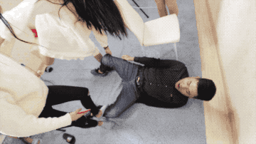 致敬经典曼捌多视角踢裆