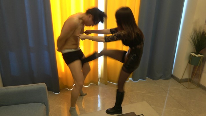 【研主大大】超暴力踢裆和耳光 YC-230212-3