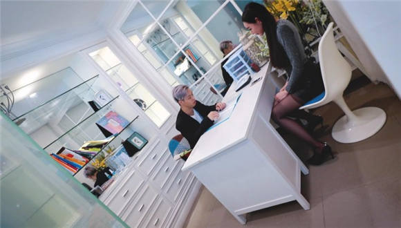 〖H.P.L栖心之栈〗—失意的都市女员工（上）