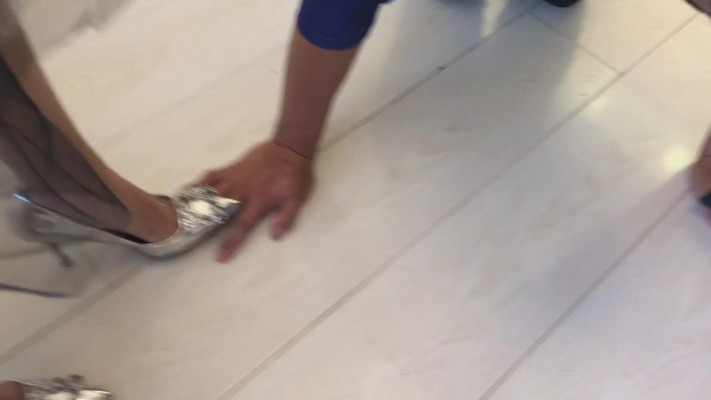 双美女S美裙靓鞋无情踩踏调教 YC-220112-9