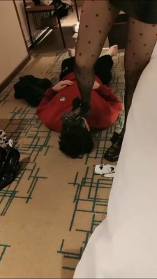 【青岛00后】黑丝棉袜辱客户 bf22905