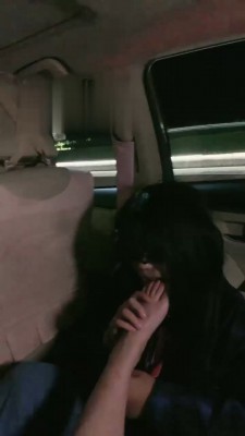 【维尼】闺蜜车内舔脚【续集】 bf18341_HD绳艺资源