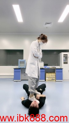 【辣妈】护士小姐姐制服诱惑调 bf23431