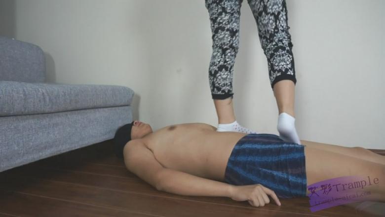 『艾娜主子』白袜凌辱，戏弄，诱惑