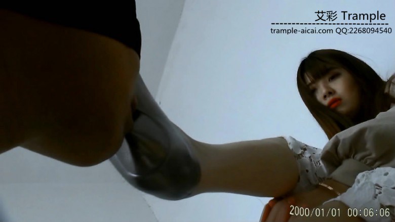 办公室里调教一只乖巧下属