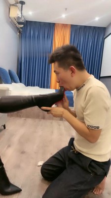 【酒神大人】邻居偷原味的下场 bf18739