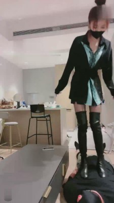 【美美子】网红模特诱惑老板做狗 bf17578