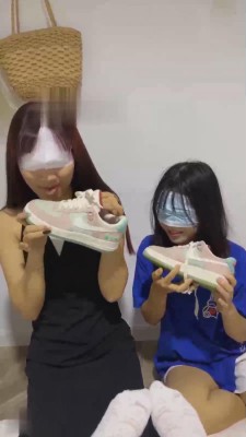 【橘子没熟】双女奴被主人气味羞辱 bf17770