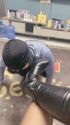 【伊兮夫妻】长靴黑丝重度强制提档 bf22753