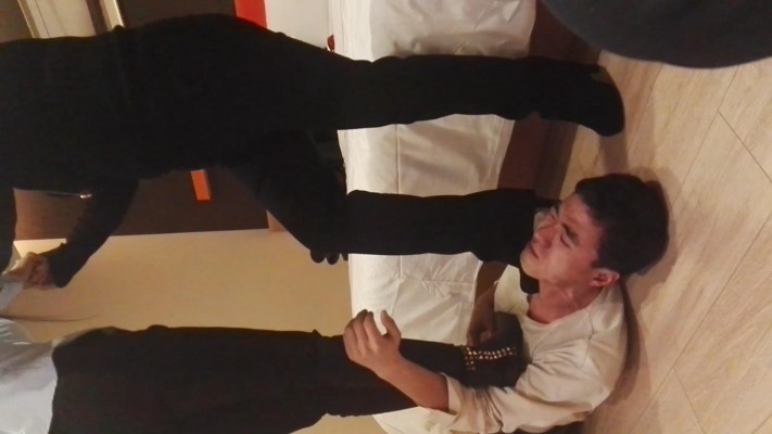 二位少妇第一次虐奴 YC-220906-3