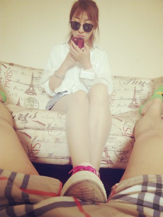 房东小姐姐的脚奴才