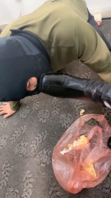 【星探】素人踩踏喂食专场 bf23103