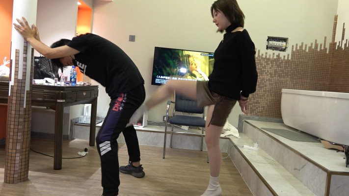 【彼岸花】踢裆教育老赖 YC-220113-3