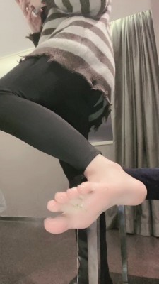 【强抚】棉袜裸足强制深喉 bf22399