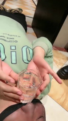 【梦二】长靴S狠虐废物奴 bf20029