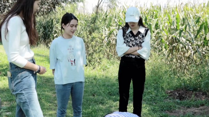 【超级女M】三女神苞米地处刑女奴