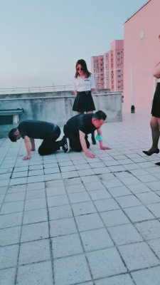 【梦幻大大】精彩-阳台多女王群调/骑马【三视角版】 bf12164