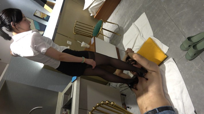 【彼岸花】高跟鞋踩乳头拷问犯人 YC-221226-4