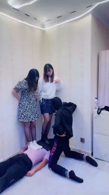 【冷凝大大】多S暴力群调踢踹 bf19572