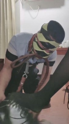 【冷酷爷】长靴黑丝蹂躏狗 bf11898