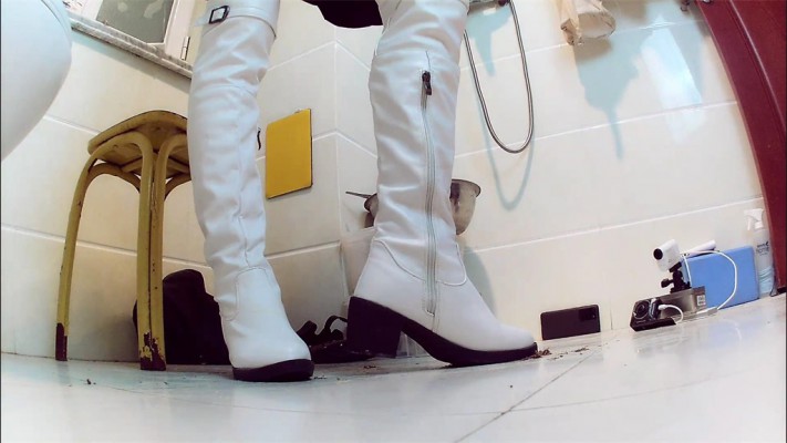 【婧児小主】晓G长靴处决碾踩蟋蟀 碾碎你们的躯体在我长靴之下！ 下集 YC-220312-5