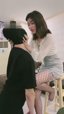 【领主老大】女M做S群调狗奴 bf15224