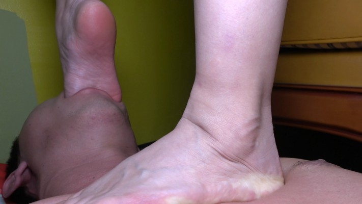 【彼岸花】极限深喉插吐N次 YC-230102-2