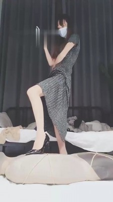 【美娜格格】全包窒息地毯狗 bf22222