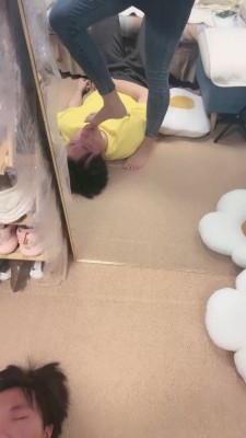 【鹿梦兮】脚奴的下贱生活 bf23024