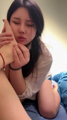 【莉莉丝】骚母狗撒娇求虐 bf22324_HD绳艺资源